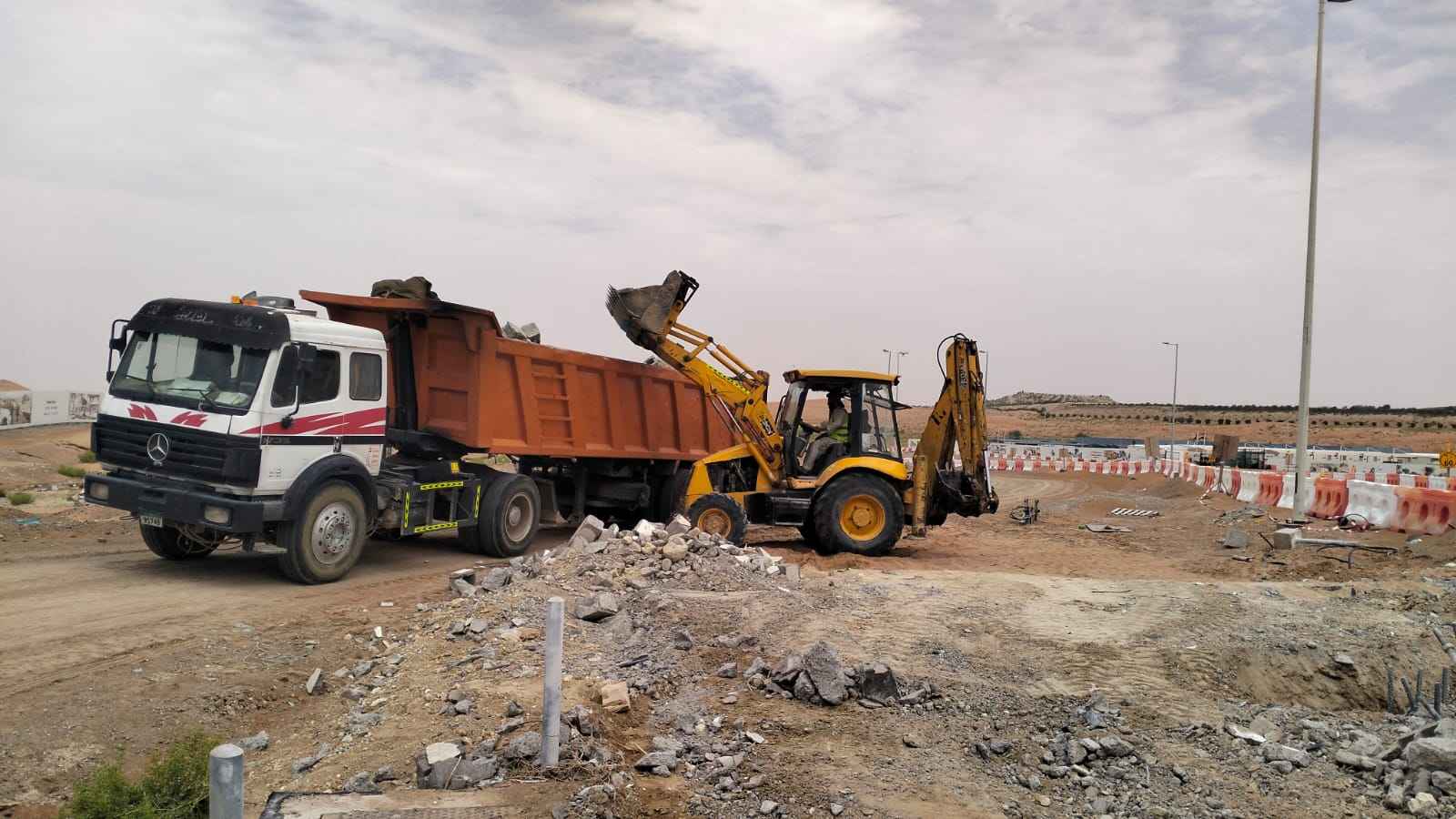 BUILDING _ MATERIAL _ TRANSPORT_ VEHICLE (8)